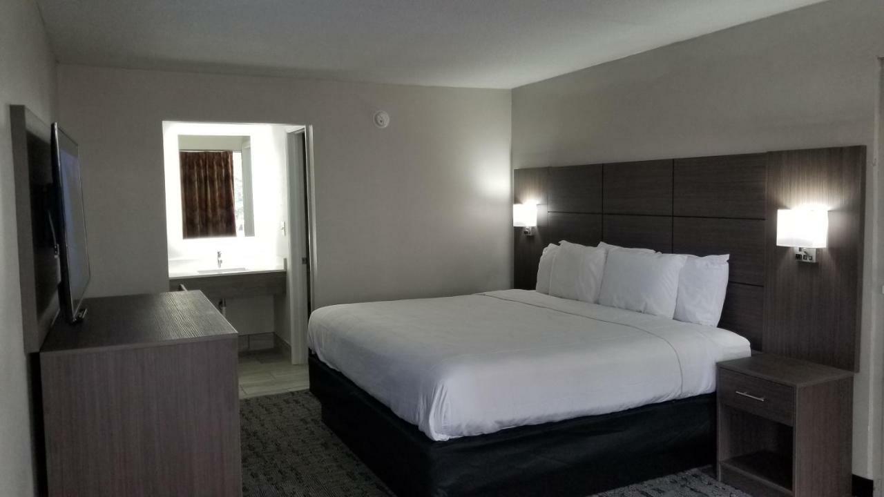 Days Inn & Suites By Wyndham Charleston Airport West Βόρειο Τσάρλεστον Εξωτερικό φωτογραφία