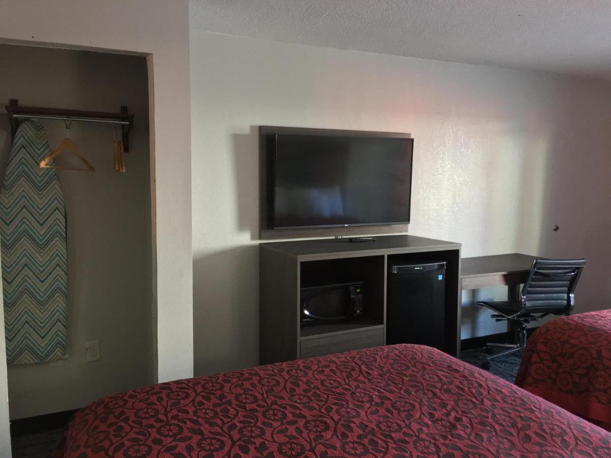 Days Inn & Suites By Wyndham Charleston Airport West Βόρειο Τσάρλεστον Εξωτερικό φωτογραφία